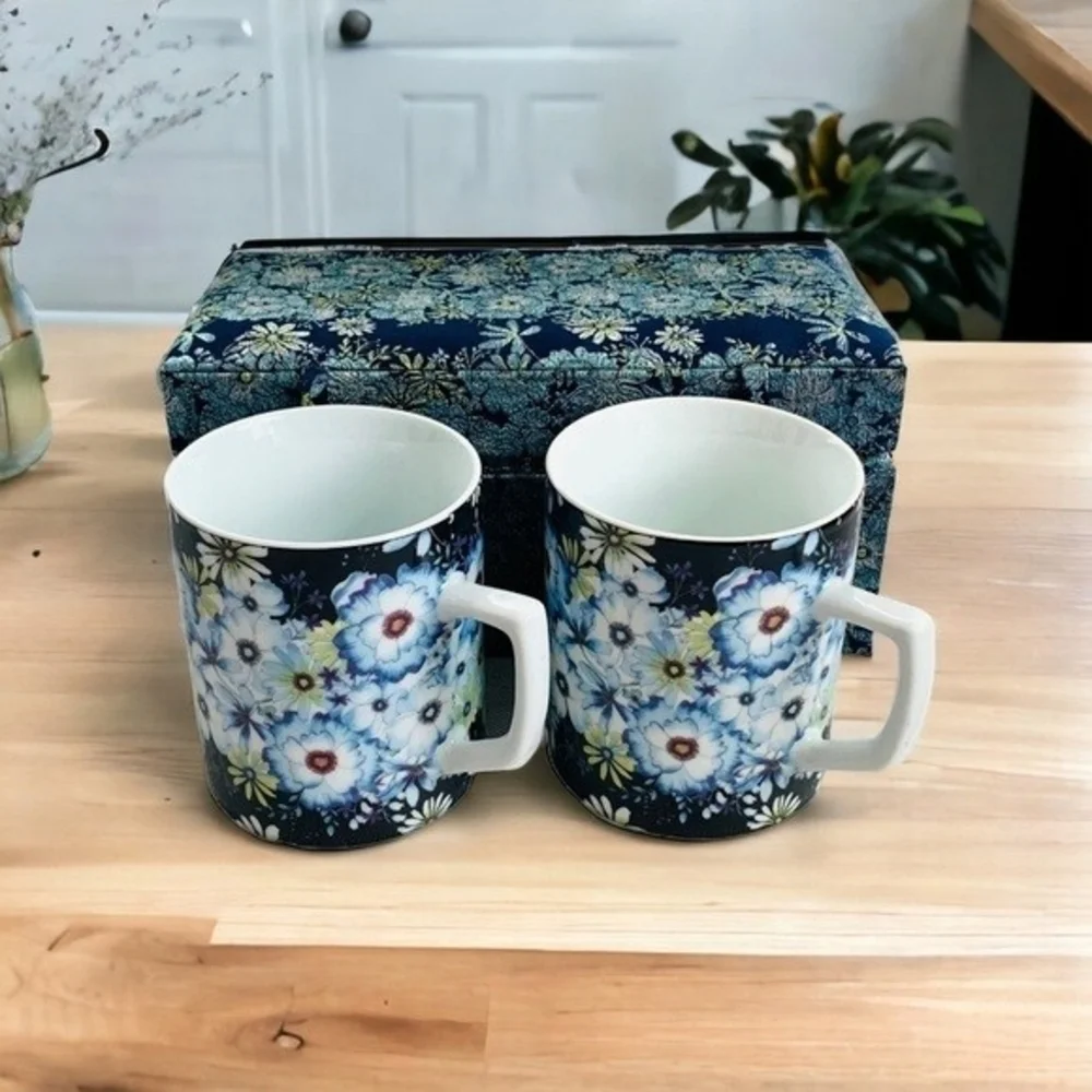 Barnes & Noble Floral Ceramic Mug Set of 2 Blue Multicolor Boxed Gift New